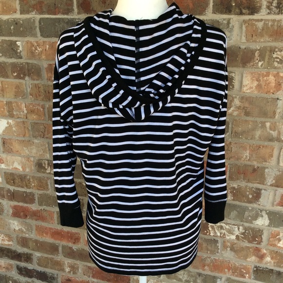 CHAPS STRIPED HOODED TOP - Picture 3 of 7